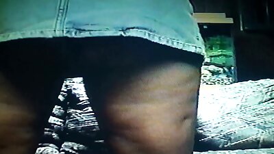 میرا گرم ایشیائی کراس ڈریسر دوست۔